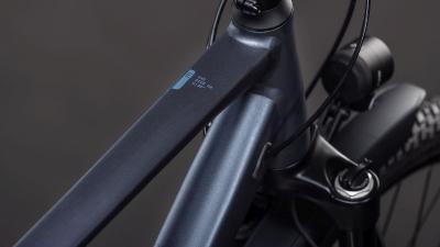 Cube Kathmandu EXC metallicgrey'n'chrome Gr&ouml;&szlig;e: 54 cm Produktbild 1